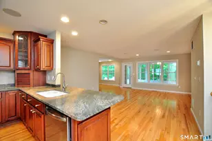 127 Kings Way, Windsor, CT 06095 - Photo 15