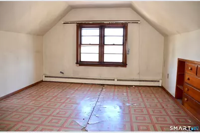 19 Hughes Street, East Haven, CT 06512 - Photo 19