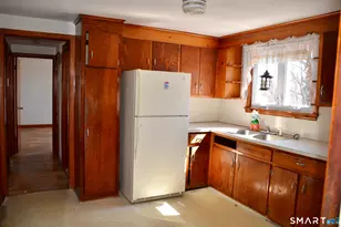 19 Hughes St, East Haven, CT 06512 - Photo 15