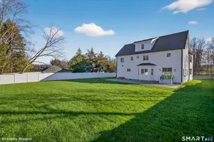 360 Duck Farm Rd, Fairfield, CT 06824 - Photo 35