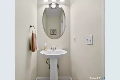 6 Constance Street, New Haven, CT 06512 - Photo 9