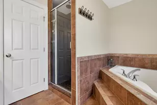 6 Constance St, New Haven, CT 06512 - Photo 23