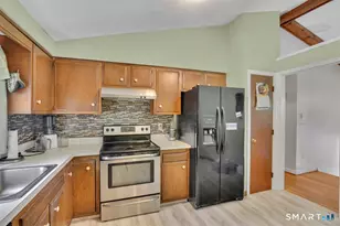59 Gordon Ln, East Hartford, CT 06118 - Photo 9