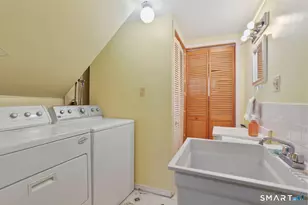 1 Driftwood Ln, Norwalk, CT 06851 - Photo 35