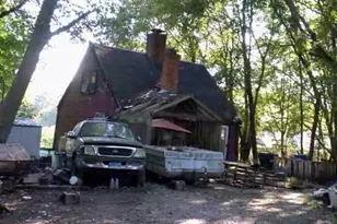 5 Blumenthal Dr, Montville, CT 06382 - Photo 1