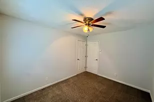 33D Laurel Point Dr, Montville, CT 06370 - Photo 19