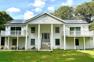 33D Laurel Point Dr, Montville, CT 06370 - Photo 1