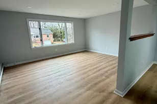 164 Sycamore St, Bristol, CT 06010 - Photo 5