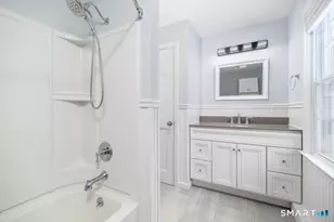 41 Catherine St, Trumbull, CT 06611 - Photo 7