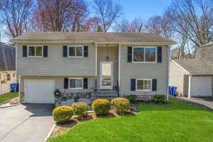 27 Fairweather Dr, Norwalk, CT 06851 - Photo 1