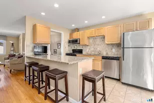 27 Fairweather Dr, Norwalk, CT 06851 - Photo 5