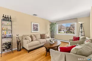 27 Fairweather Dr, Norwalk, CT 06851 - Photo 3