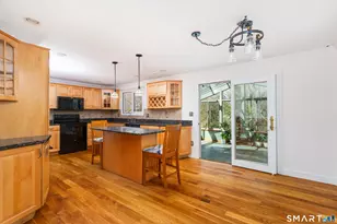 37 Rocky Hill Rd, Trumbull, CT 06611 - Photo 7