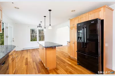 37 Rocky Hill Road, Trumbull, CT 06611 - Photo 13