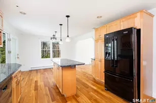 37 Rocky Hill Rd, Trumbull, CT 06611 - Photo 13