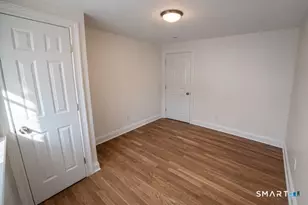 26 Three Lakes Dr, Stamford, CT 06902 - Photo 11