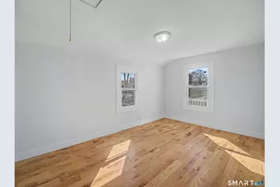 306 Saunders Avenue, Bridgeport, CT 06606 - Photo 7