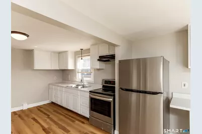 97 Brussels Avenue, Wethersfield, CT 06109 - Photo 17