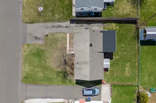 97 Brussels Ave, Wethersfield, CT 06109 - Photo 3