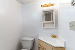 97 Brussels Ave, Wethersfield, CT 06109 - Photo 29