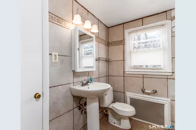 97 Brussels Avenue, Wethersfield, CT 06109 - Photo 15