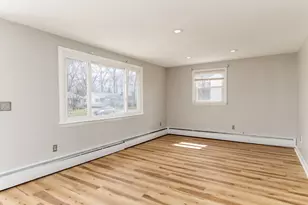 97 Brussels Ave, Wethersfield, CT 06109 - Photo 5