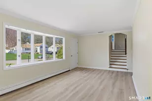 124 Midwell Rd, Wethersfield, CT 06109 - Photo 9
