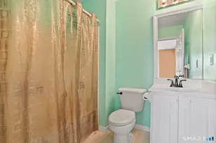 1004 Sienna Dr, Danbury, CT 06810 - Photo 27