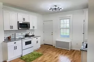 27 Woodside Cir, Middletown, CT 06457 - Photo 5