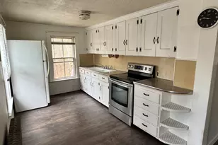 6 Park St, Stafford, CT 06076 - Photo 9