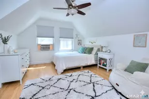 40 Acton Rd, Bridgeport, CT 06606 - Photo 15