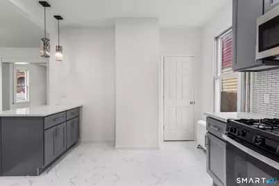 37 Johnson Street, Waterbury, CT 06710 - Photo 21