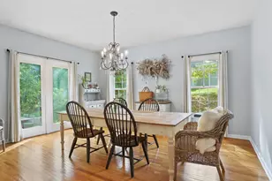 96 Coventry Ln, Trumbull, CT 06611 - Photo 9