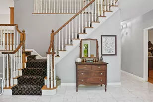 96 Coventry Ln, Trumbull, CT 06611 - Photo 5