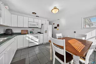 30 Grafton Rd, Hamden, CT 06517 - Photo 7