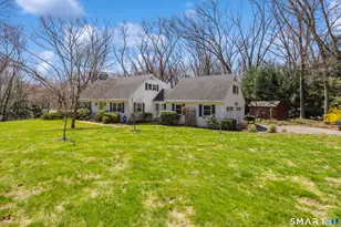 303 Beacon Hill Dr, Cheshire, CT 06410 - Photo 3