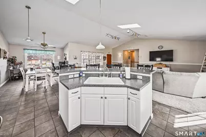 72 Dorothy Lane, Plymouth, CT 06786 - Photo 3