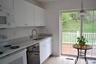 14 South St, Danbury, CT 06810 - Photo 11