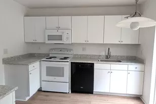 14 South St, Danbury, CT 06810 - Photo 9