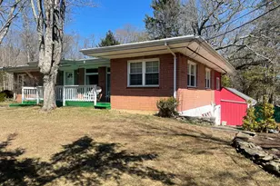 102 W Bridge St, Deep River, CT 06417 - Photo 3