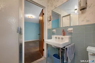 94 Farrell Rd, Waterbury, CT 06706 - Photo 19