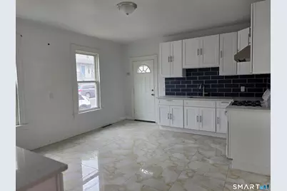 25 Elm Street #1st floor, Shelton, CT 06484 - Photo 5