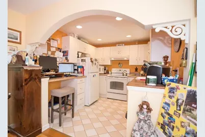 51 Plum Tree Lane, Trumbull, CT 06611 - Photo 3