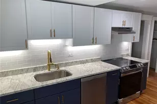 223 Park Rd, West Hartford, CT 06119 - Photo 1