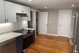 223 Park Rd, West Hartford, CT 06119 - Photo 5