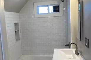 223 Park Rd, West Hartford, CT 06119 - Photo 11