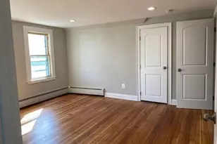 223 Park Rd, West Hartford, CT 06119 - Photo 7