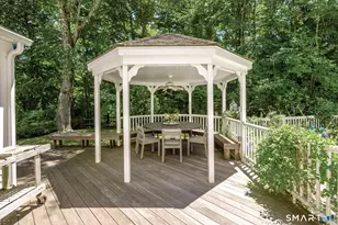 34 Laurel Lake W, Weston, CT 06883 - Photo 25
