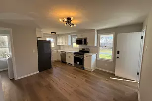 3 Edgewood St, Norwalk, CT 06854 - Photo 3