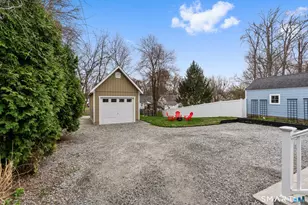 65 Edgemere Ave, West Hartford, CT 06110 - Photo 33